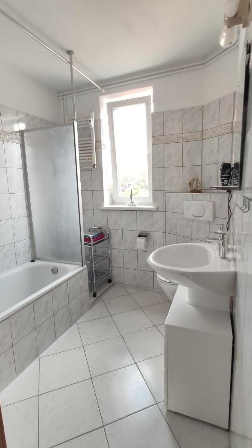 Thamy'S Homestay 2 Росток Екстер'єр фото